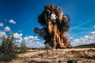 Ropažu novada Cekulē norisinās starptautiskās militārās mācības "Detonators 2025"