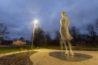 Ķemermiestiņa meitene, kas pārvērsta par leģendu
