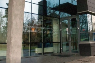PMLP: Beidzies pastāvīgās uzturēšanās atļauju derīguma termiņš 841 Krievijas Federācijas pilsoņiem, kuri nav pieteikušies ES pastāvīgā iedzīvotāja statusam