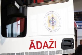 Ādažos degusi dārza māja
