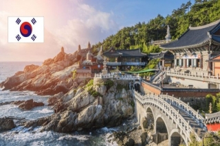 28.I Tikšanās ar Līgu Kreišmani ciklā "Mūsu lasītāju patika un aizraušanās" Olainē