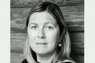 Mirusi rakstniece Nora Ikstena