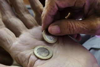 Latvijā nabadzības riskam pirms gada bija pakļauta ceturtdaļa iedzīvotāju